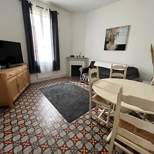  Appartement Appart 3 Pieces Centre-ville St-raphael - Près Zone Piétonne - 500m Des Plages France