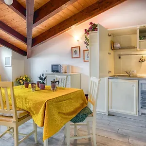 http://casavacanzelemore-casa-zoe.hotels-perugia.com
